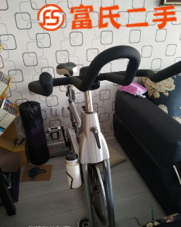 可塑型的康乐佳单车  2000元