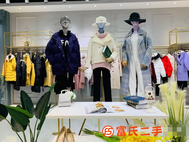 普埃拉2020冬装 拉夏贝尔旗下女装品牌折扣尾货