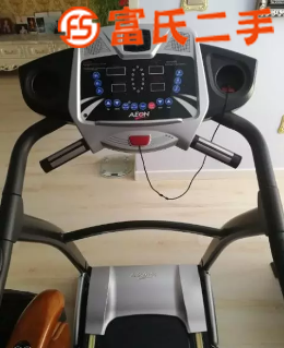自用九五成新跑步机低价出售  1500元