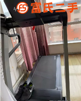 专业跑步机  3000元