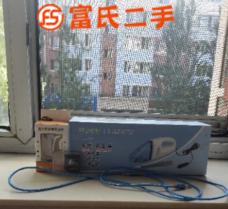 车载吸尘器加AUX线一条加cd卡两个加手机支架
