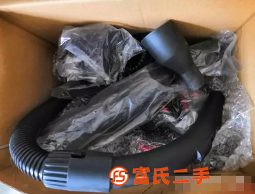 车载吸尘器