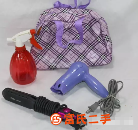 出售电吹风、电热直卷发器等美发用具(赠喷壶)