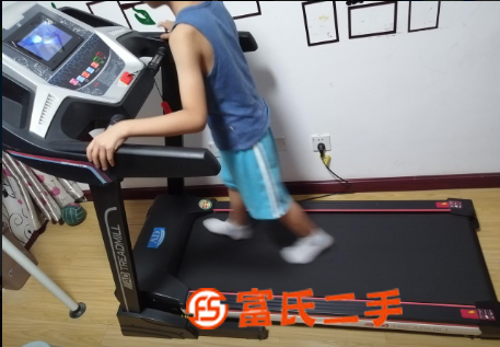 闲置跑步机出售  500元