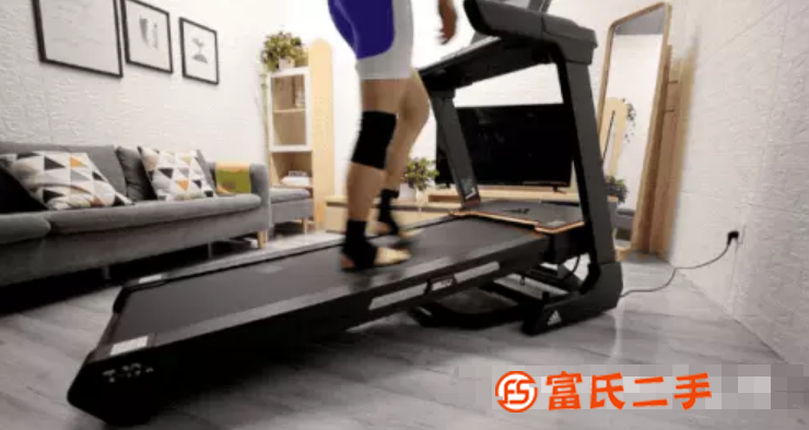 全新跑步黑科技——超酷阿迪达斯T-19X智能跑步机