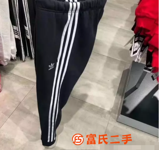 阿迪达斯 耐克 彪马专柜正品