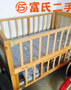 婴儿床  100元