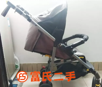 婴儿童车  80元