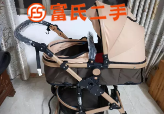 婴儿车  150元
