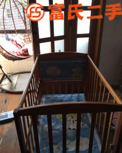 婴儿床  28元