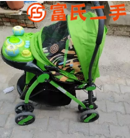 9成新婴儿车  150元