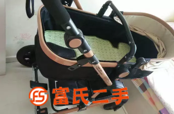 9成新，四轮防爆橡胶轮，车没出过屋  280元