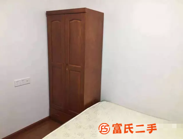 厂家全城简易家具二手实木床上门安装