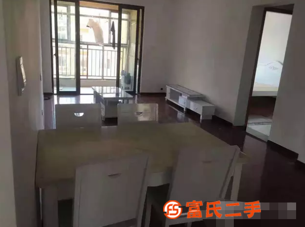 厂家全城二手家具市场二手实木床包安装