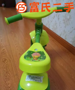 費(fèi)雪學(xué)步車(chē)  10元