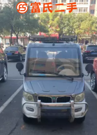 出售电动四轮车