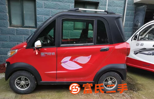 出售电动四轮车99新