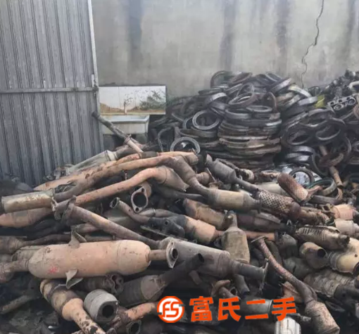 三元催化器方向机减震器大量回收-价格漂亮-公司高价