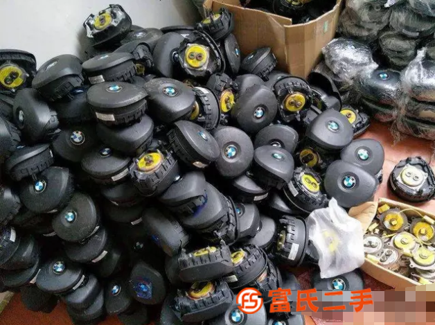大量高价回收汽车配件转向机减震器三元催化安全气囊
