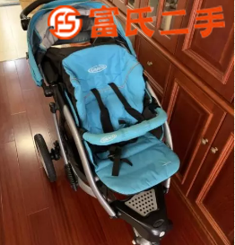 Graco九成新葛莱婴儿推车  320元