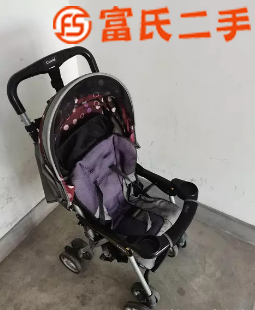 婴儿车  50元
