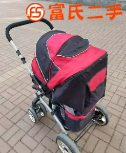 豪华婴儿折叠推车  150元