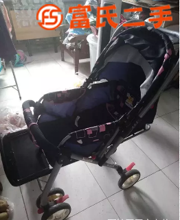 出售婴儿小推车  120元