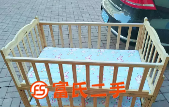 纯实木婴儿床 可拆卸组装 200元甩