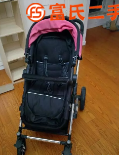 高景观婴儿推车  150元