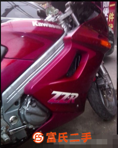 川崎zzr250跑车
