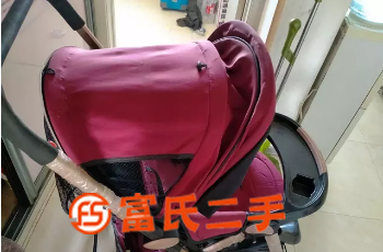 出售二手婴儿床婴儿车，2样200块钱拿走，价格可议
