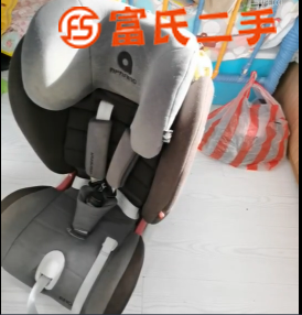 车载儿童安全座椅  200元