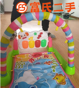 脚踏琴和学步车  30元