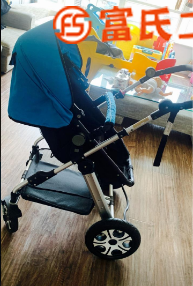 出售婴儿推车  120元