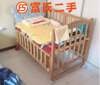 婴儿床自用  200元
