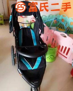 婴儿跑车  400元