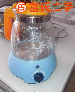 婴儿暖奶器  40元