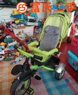 出售9成新儿童推车  170元