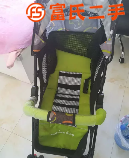 婴儿车  80元