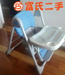 儿童餐椅  400元