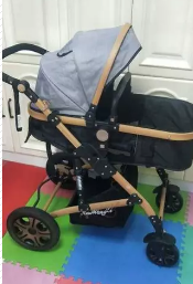 婴儿推车9.9成新，半价出售  240元
