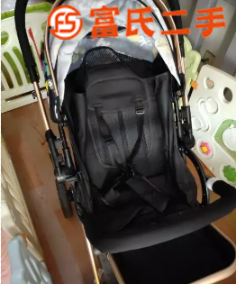 婴儿车  60元