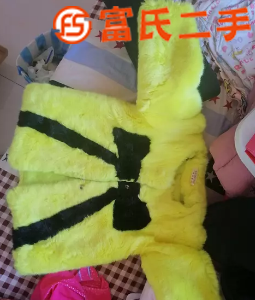 孩子衣服  20元
