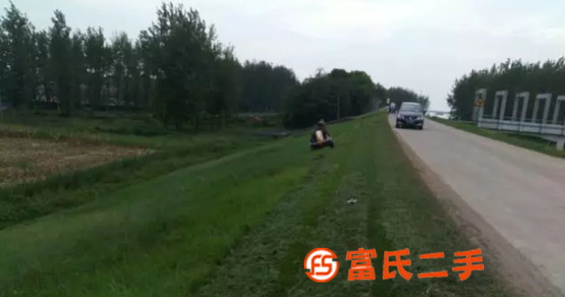 渭南乘坐式割草机