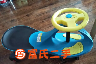 扭扭车  65元