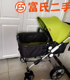 婴儿车  200元