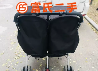日本原装婴儿车  600元