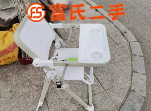 小孩吃饭凳子  20元