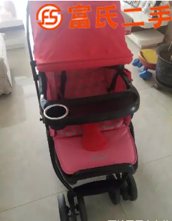 婴儿车  120元