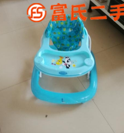 周岁小该学步车  15元
